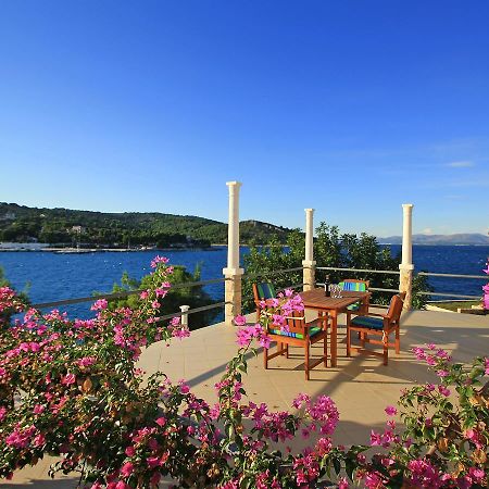 Holiday Home Parunov Rogač Exterior foto