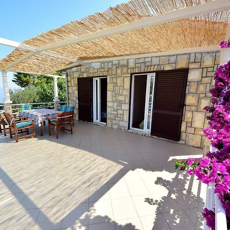 Holiday Home Parunov Rogač Exterior foto