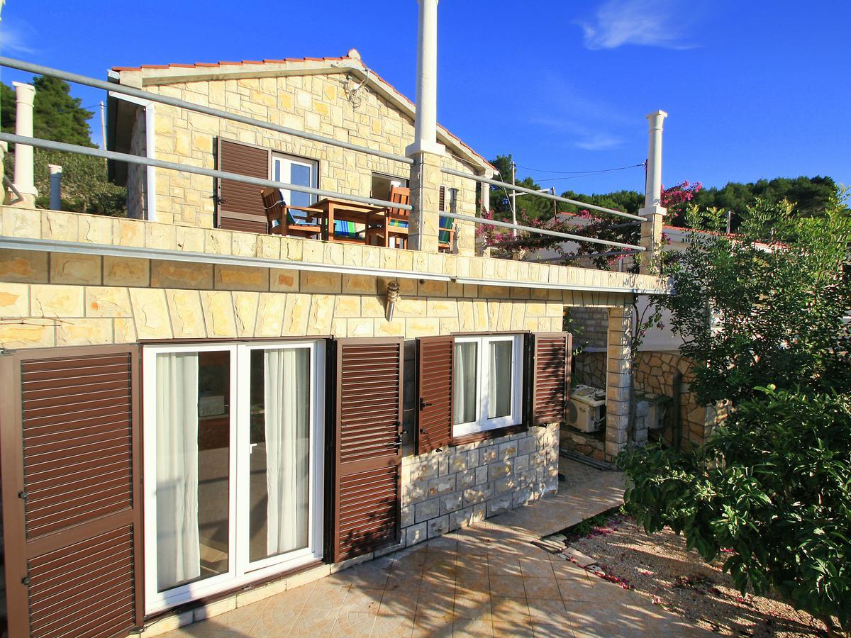 Holiday Home Parunov Rogač Exterior foto