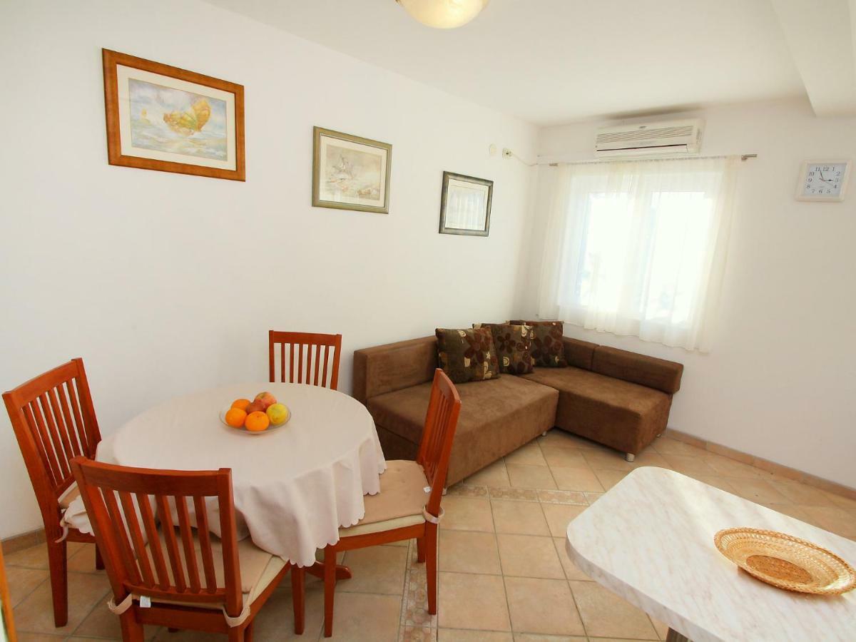 Holiday Home Parunov Rogač Exterior foto